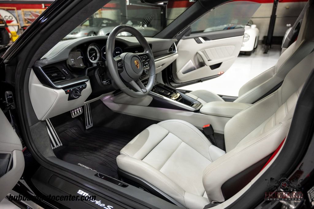 Used 2022 Porsche 911 Coupe image 27