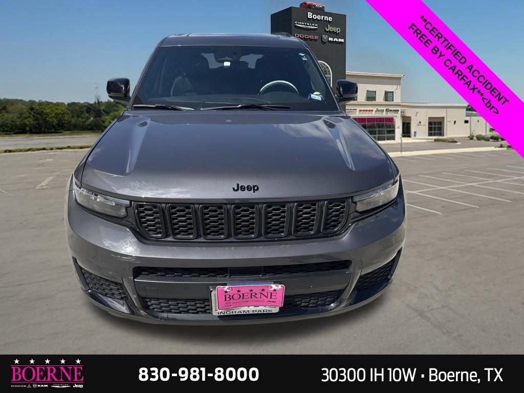Used 2025 Jeep Grand Cherokee L Limited w/ Black Appearance Package AWD/4WD image 6