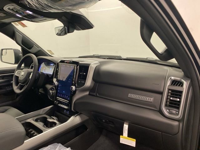 New 2026 RAM 1500 4x4 Crew Cab image 23