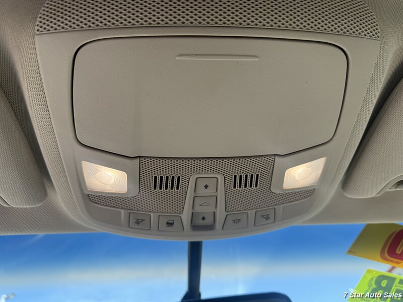 Used 2016 Lincoln MKZ Hybrid w/ Equipment Group 600A Reserve FWD image 12