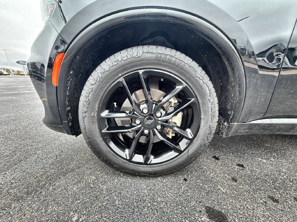 Used 2024 Dodge Durango GT RWD image 13