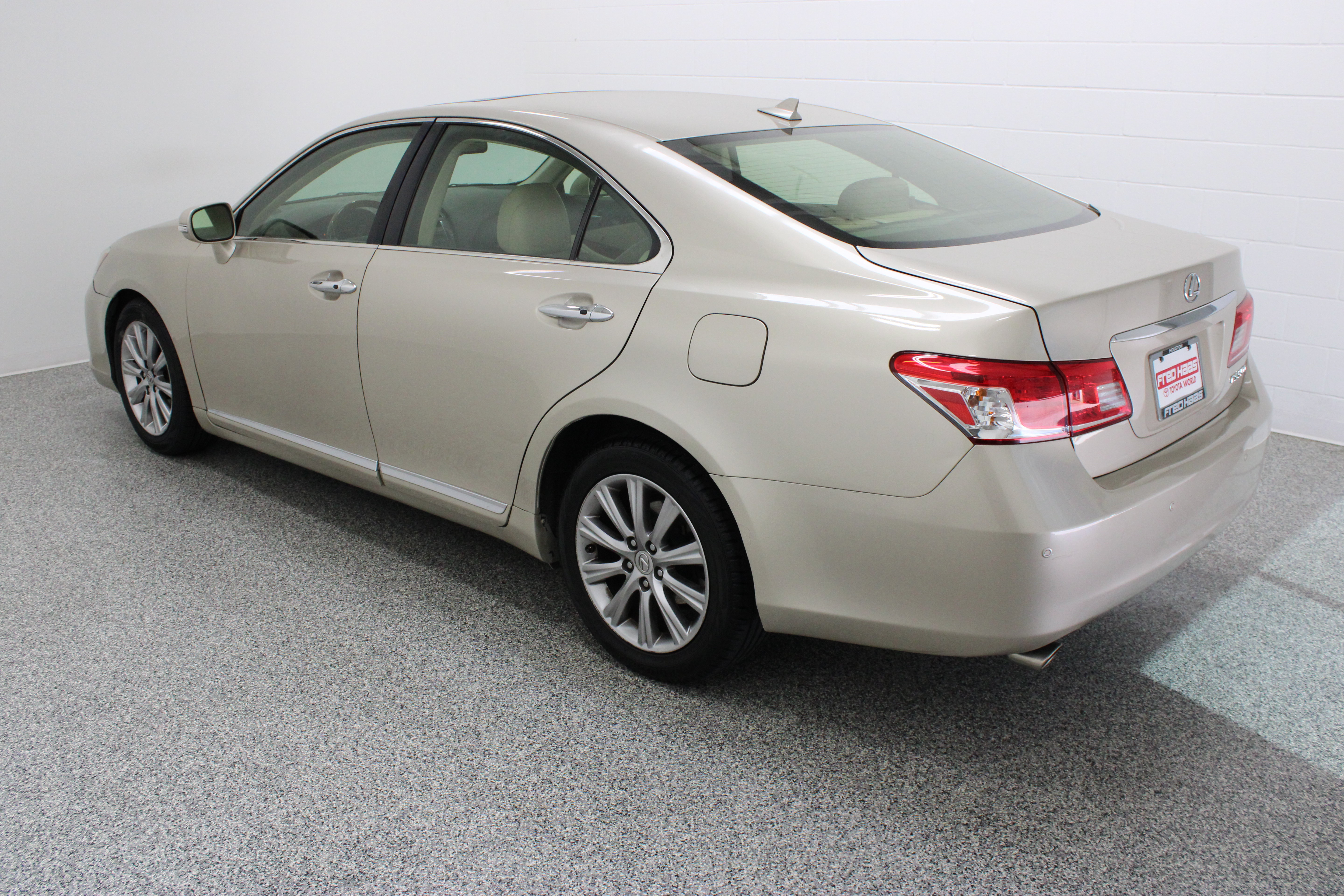 Used 2012 Lexus ES 350 FWD image 9