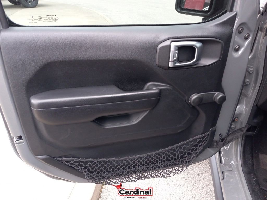 Used 2018 Jeep Wrangler Unlimited Sport image 16