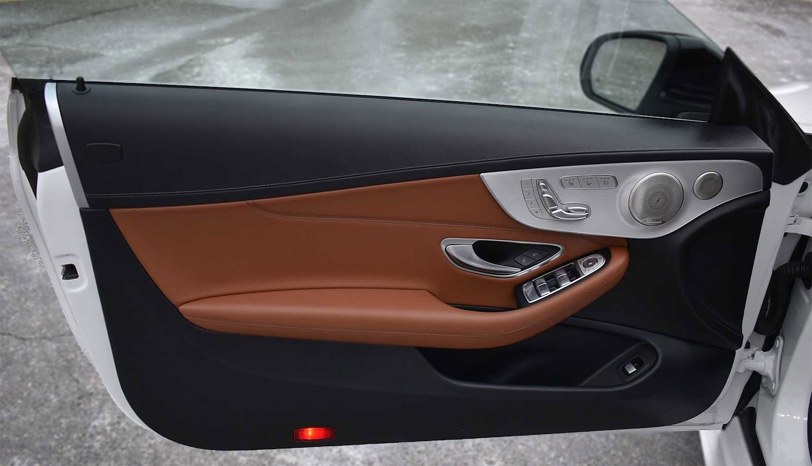 Used 2023 Mercedes-Benz C 300 4MATIC Cabriolet image 34