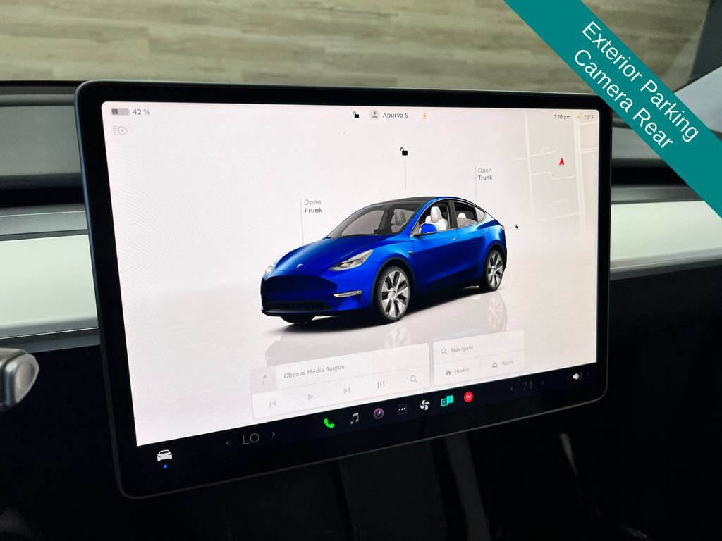 Used 2023 Tesla Model Y Long Range AWD/4WD image 9