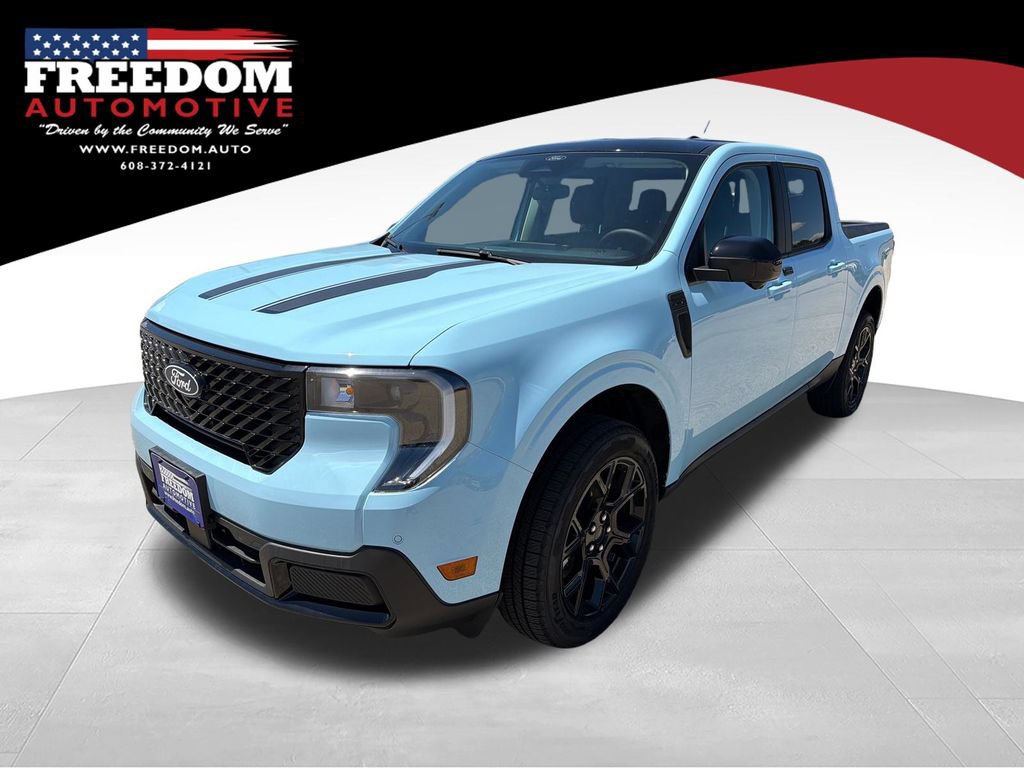 New 2026 Ford Maverick Lariat w/ Black Appearance Package