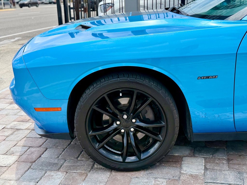 Used 2016 Dodge Challenger R/T Plus RWD image 11