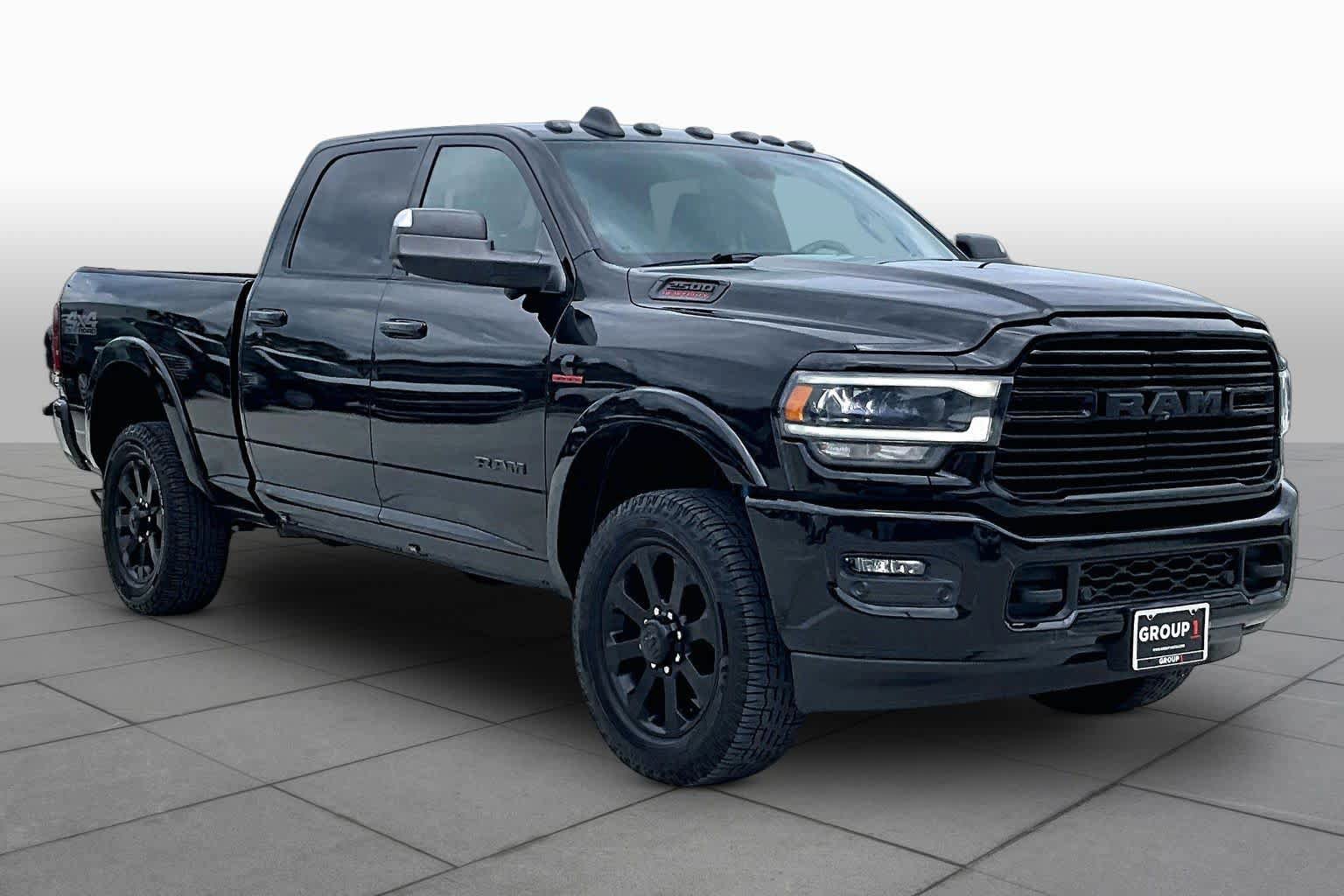 Used 2019 RAM 2500 Laramie w/ Night Edition AWD/4WD image 3