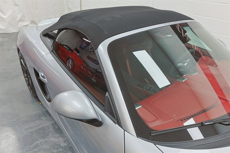 Used 2016 Porsche Boxster Spyder RWD image 58