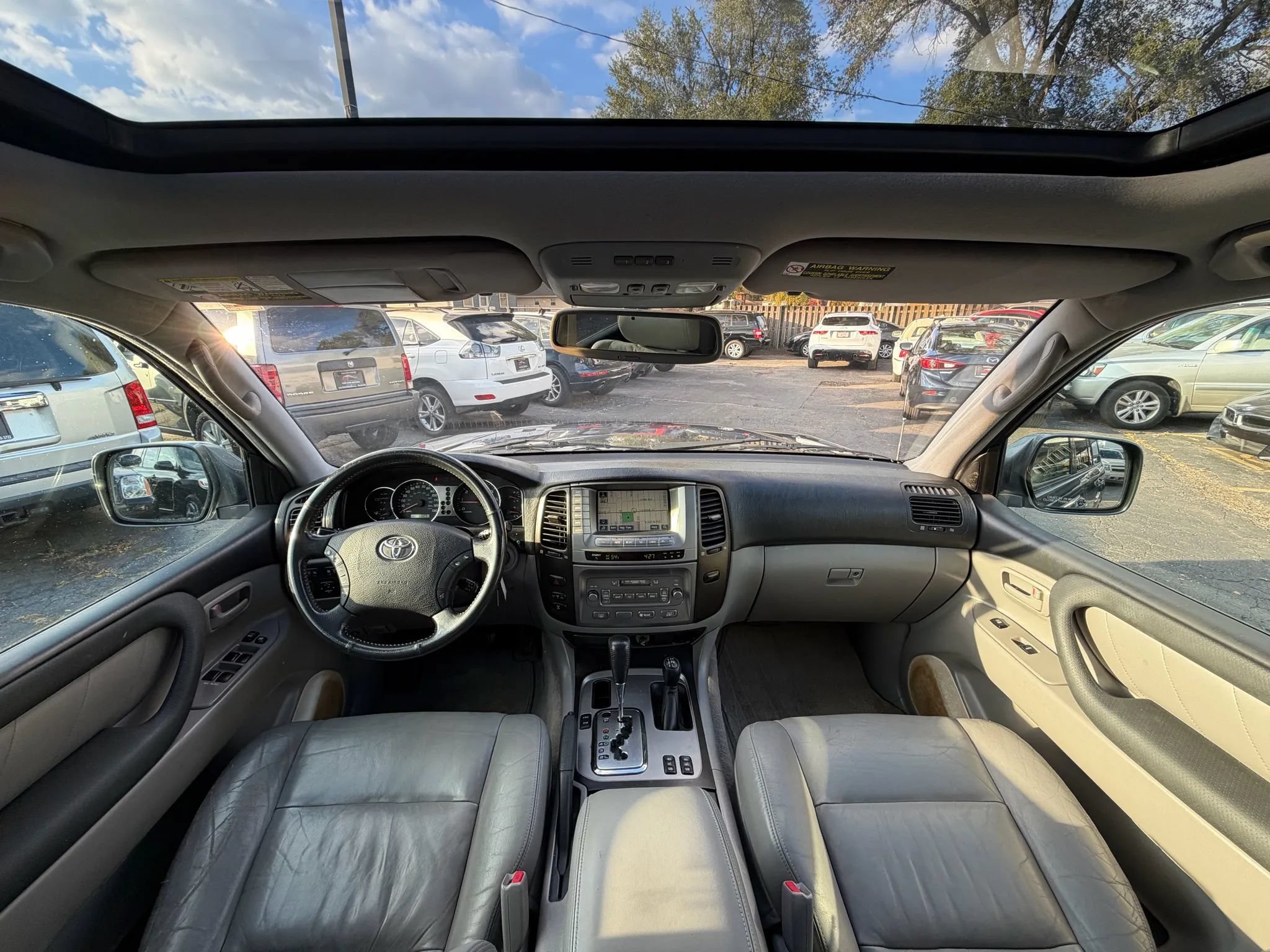 Used 2005 Toyota Land Cruiser AWD/4WD image 24