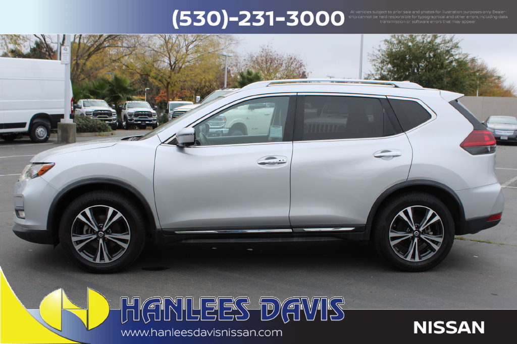 Used 2018 Nissan Rogue SL FWD image 2