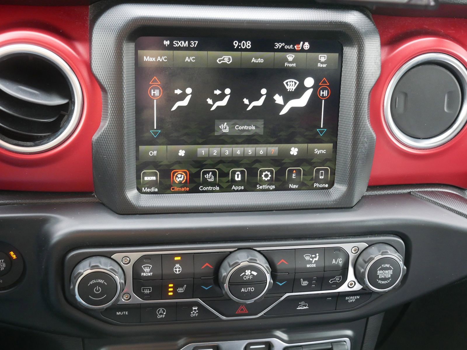 Used 2022 Jeep Wrangler Unlimited Rubicon w/ Cold Weather Group image 29