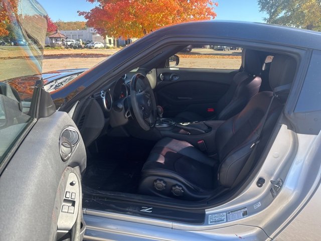 Used 2020 Nissan 370Z image 9