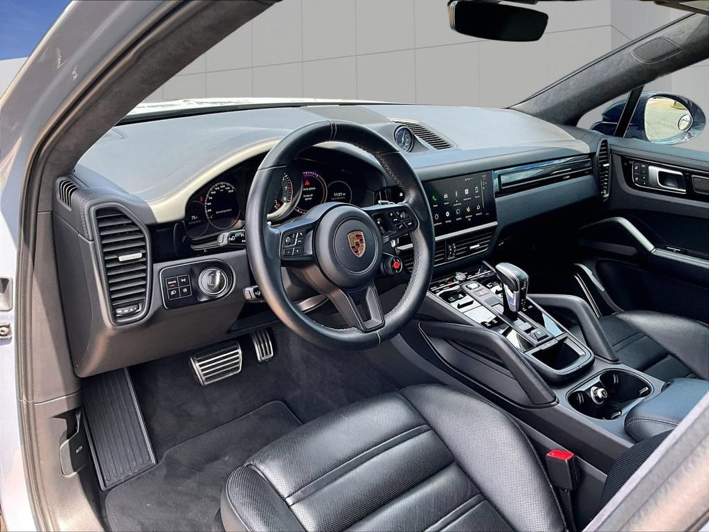 Certified 2023 Porsche Cayenne Turbo GT AWD/4WD image 4