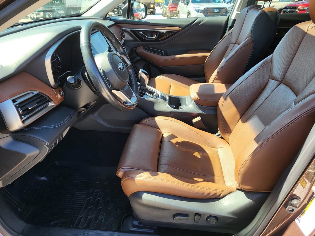 Used 2020 Subaru Outback Touring w/ Popular Package #2 image 23