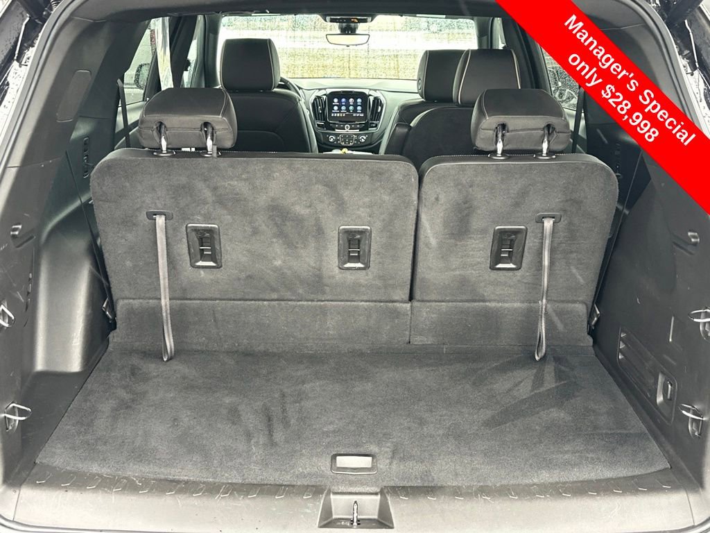 Used 2023 Chevrolet Traverse Premier image 9