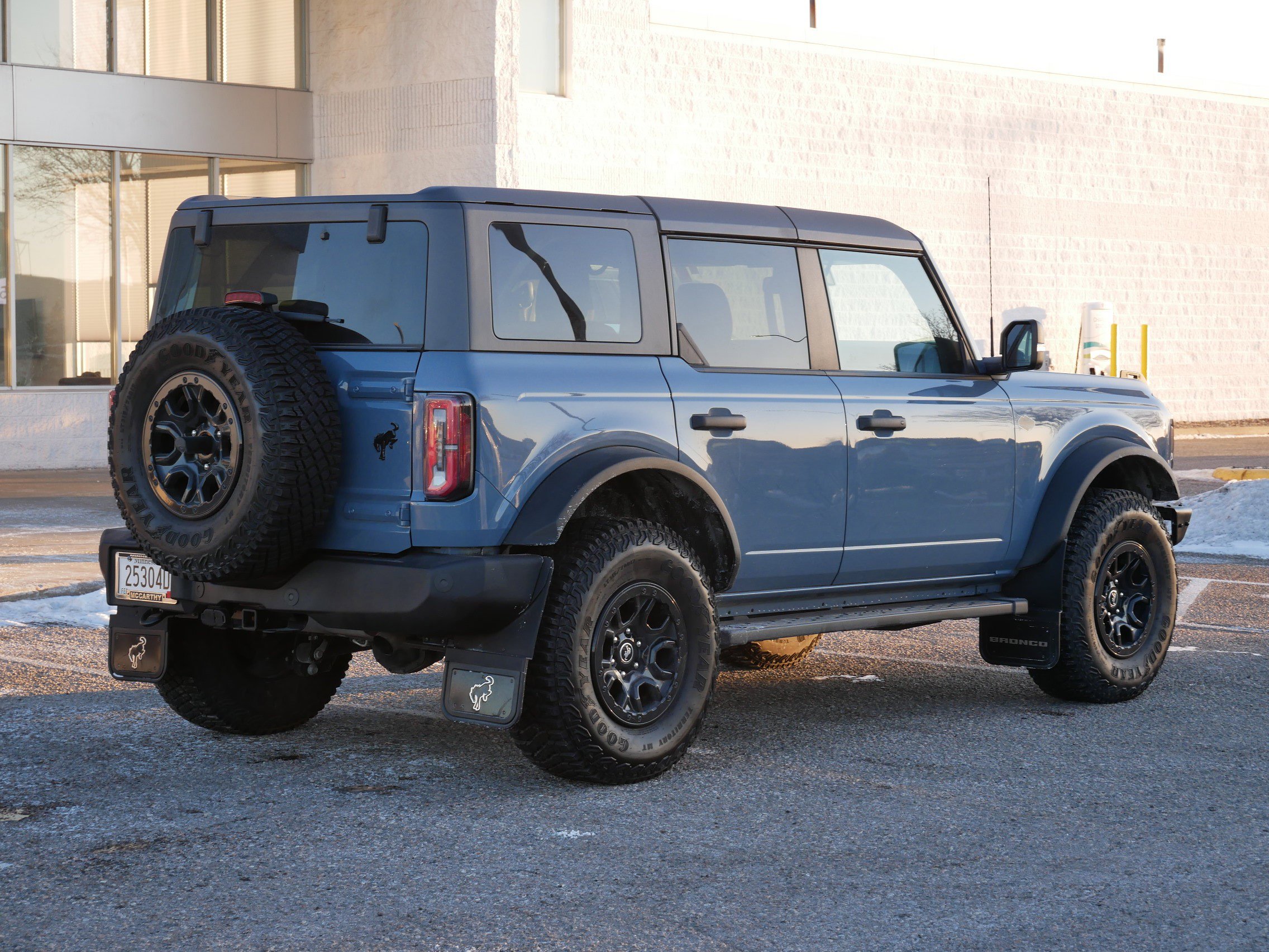 Used 2024 Ford Bronco Wildtrak image 3