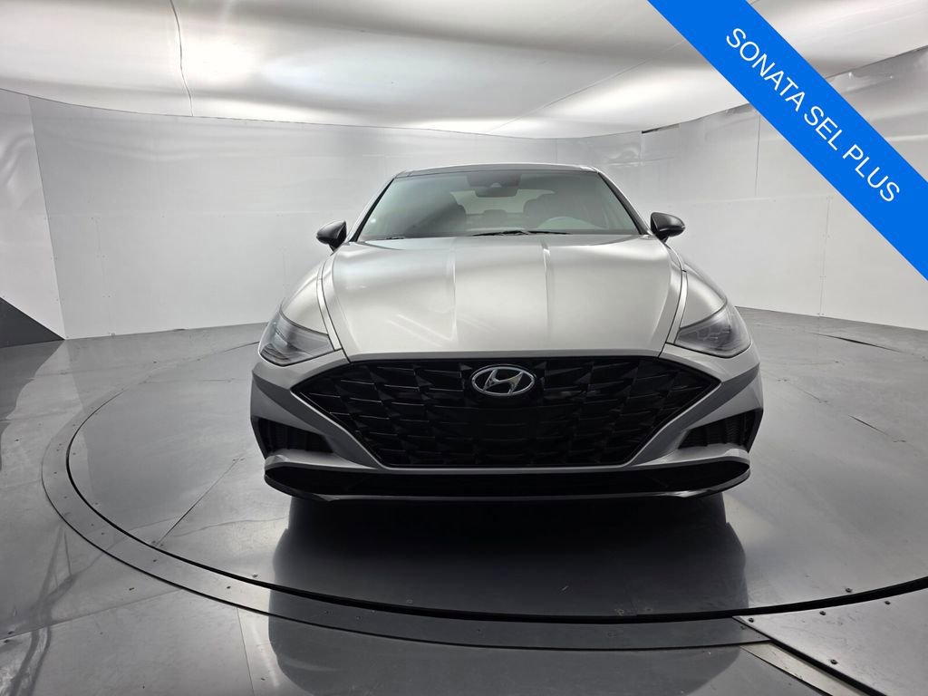 Used 2023 Hyundai Sonata SEL Plus image 2