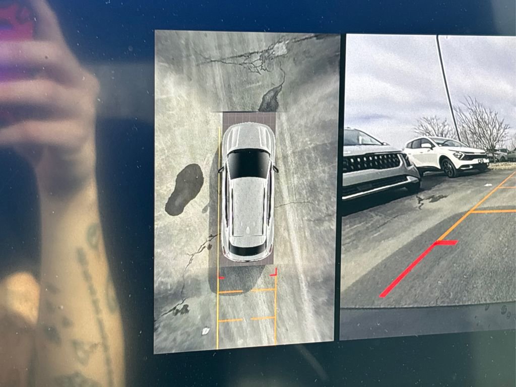 Used 2025 Chevrolet Equinox EV LT w/ Convenience Package II image 30