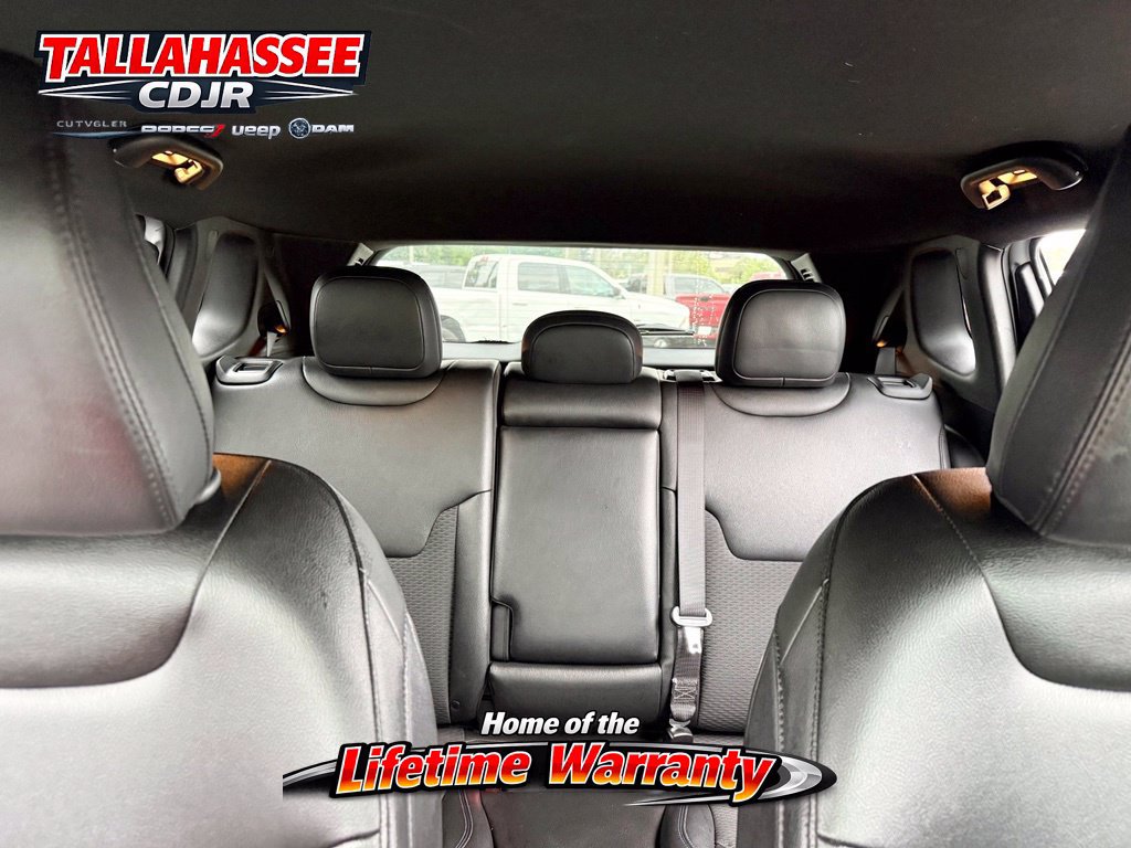 Used 2025 Jeep Compass Latitude AWD/4WD image 38