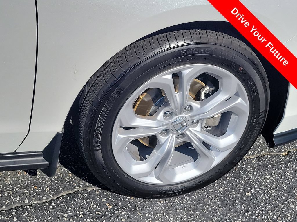 Used 2025 Honda Accord LX image 30