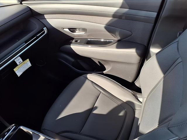 New 2025 Hyundai Tucson Limited image 15