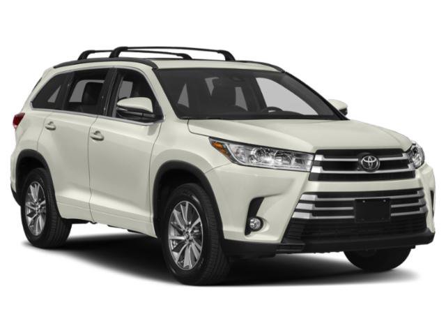 Used 2019 Toyota Highlander XLE AWD/4WD image 6