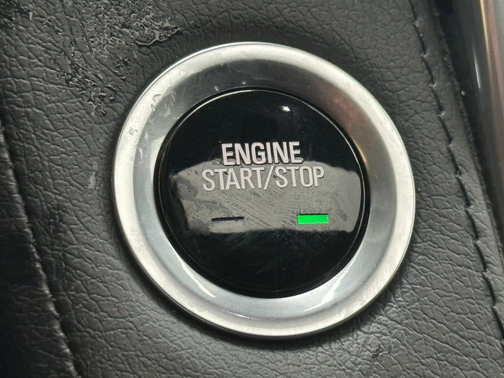 Used 2020 Cadillac Escalade Premium Luxury image 37