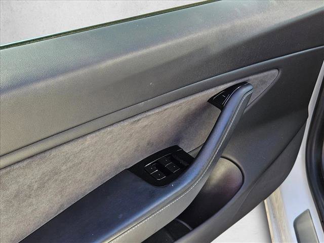 Used 2019 Tesla Model 3 Long Range image 8