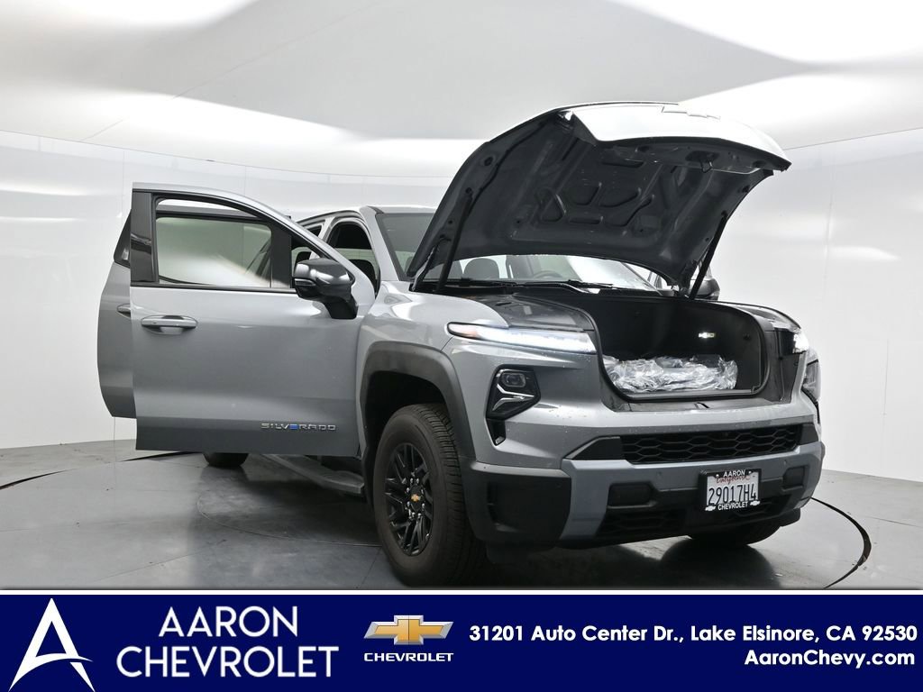 New 2026 Chevrolet Silverado EV LT w/ Plus Package image 38