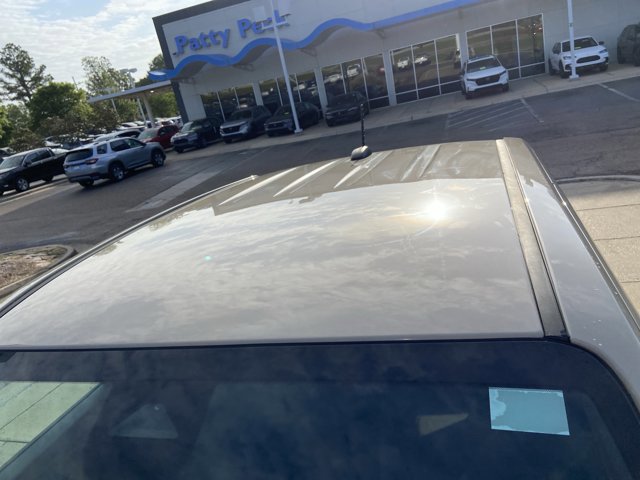 Used 2023 Chevrolet Colorado W/T image 28