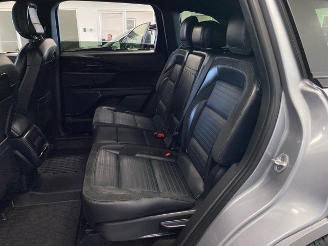 Used 2024 Lincoln Nautilus Reserve w/ Jet Appearance Package (87T) AWD/4WD image 9