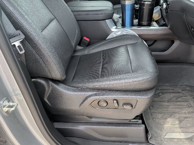 Used 2023 GMC Sierra 1500 SLT w/ SLT Premium Package AWD/4WD image 14