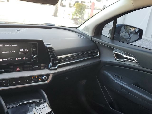 Certified 2023 Kia Sportage LX AWD/4WD image 15
