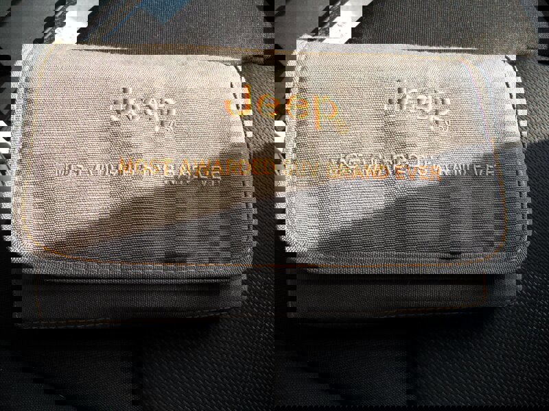 Used 2016 Jeep Renegade Latitude w/ Cold Weather Group image 18