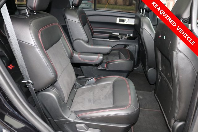Used 2022 Ford Explorer ST-Line w/ Class IV Trailer Tow Package image 25