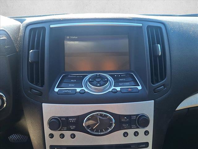 Used 2009 INFINITI G37 Journey w/ Premium Pkg image 11