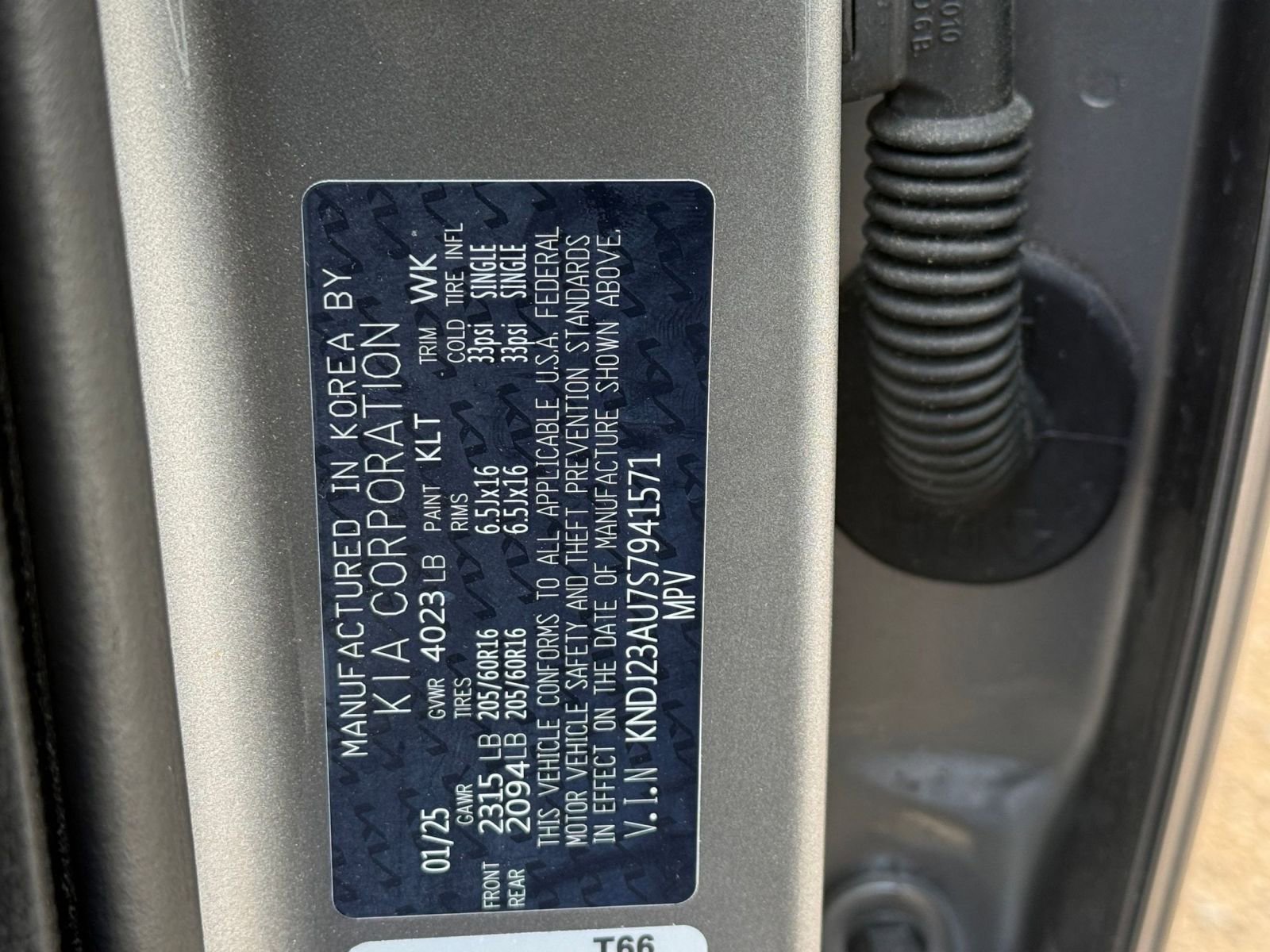 Used 2025 Kia Soul LX w/ LX Technology Package image 24