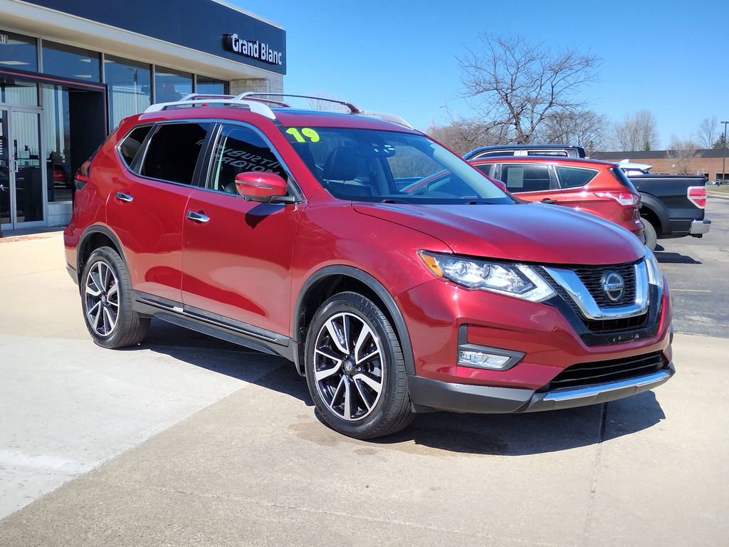 Used 2019 Nissan Rogue SL w/ Premium Package image 13