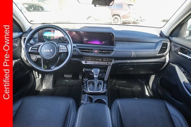 Certified 2025 Kia Seltos EX FWD image 13