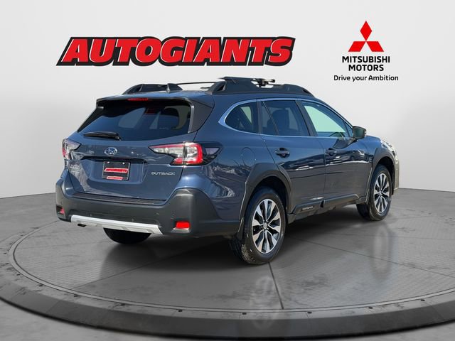 Used 2023 Subaru Outback Limited image 2