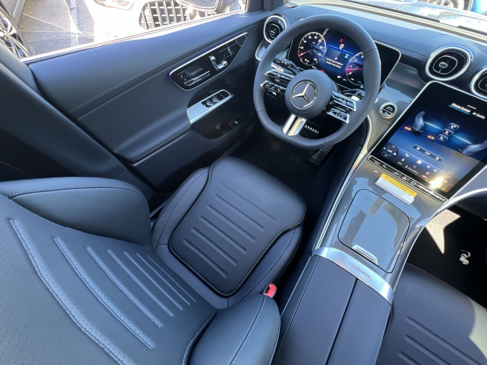 New 2026 Mercedes-Benz GLC 300 4MATIC image 16