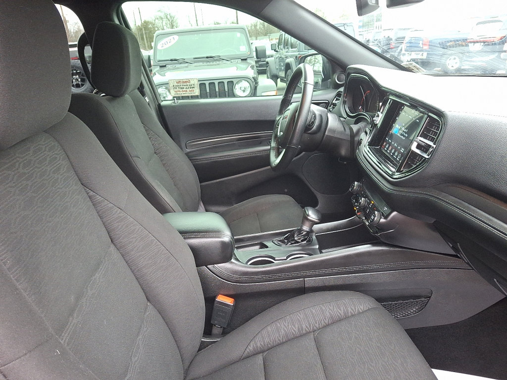 Used 2022 Dodge Durango SXT w/ Blacktop Package image 11