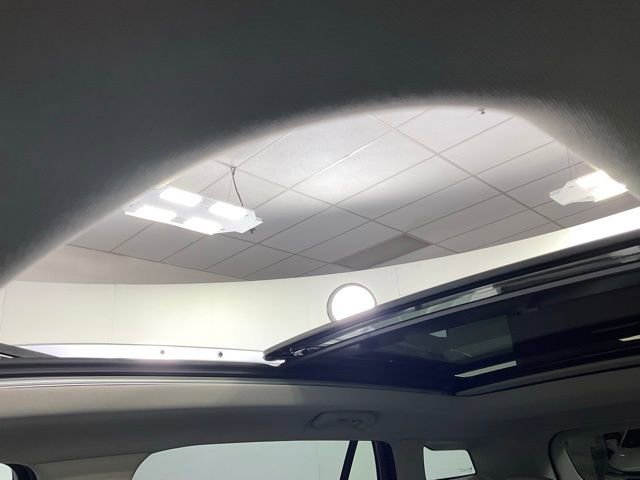 Used 2024 GMC Terrain Denali w/ Denali Premium Package image 20