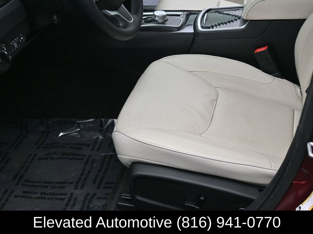 Used 2016 Chrysler 300 C w/ Safetytec Plus Group image 15