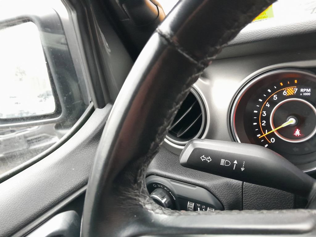 Used 2020 Jeep Wrangler Sport image 18
