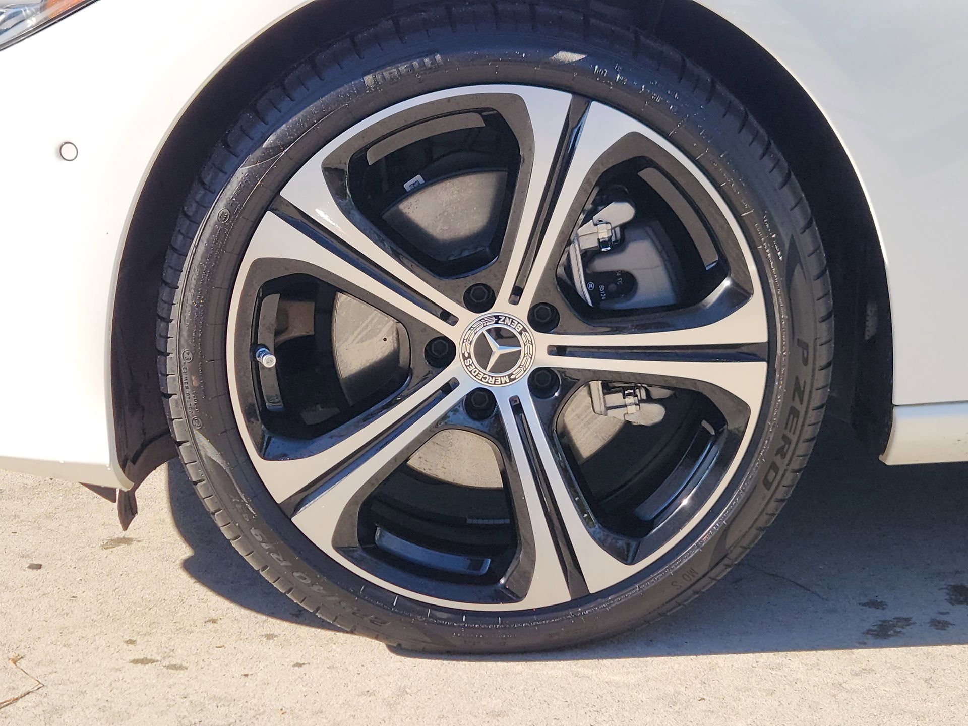 Used 2025 Mercedes-Benz C 300 Sedan image 12