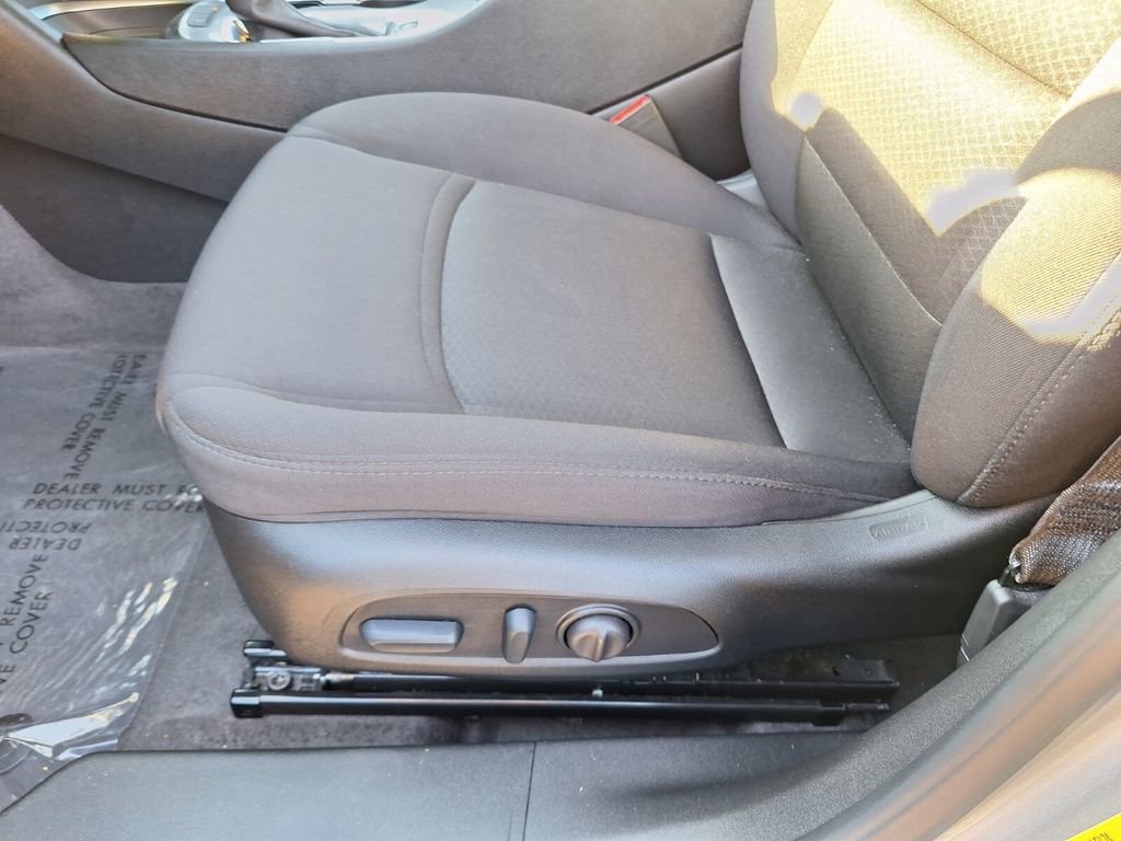 Used 2024 Chevrolet Malibu LT image 28