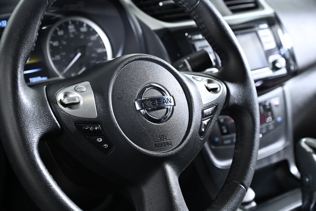Used 2018 Nissan Sentra SV FWD image 12