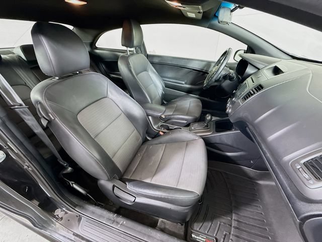 Used 2015 Kia Forte Koup SX FWD image 28